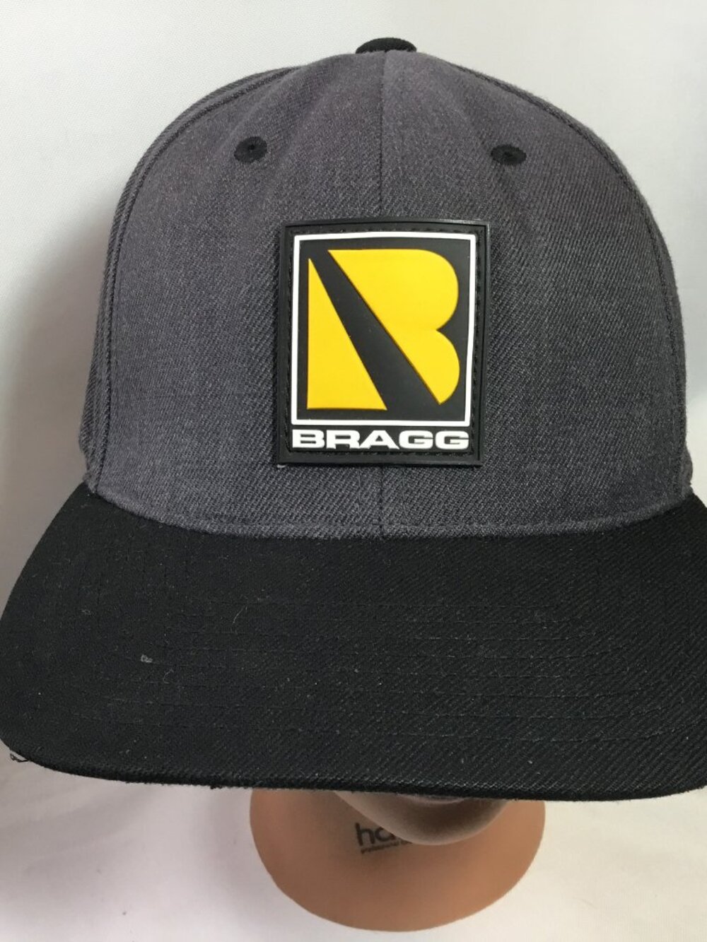 Bragg Hat Gray Black Snapback Cap Logo American Flag Yupoong